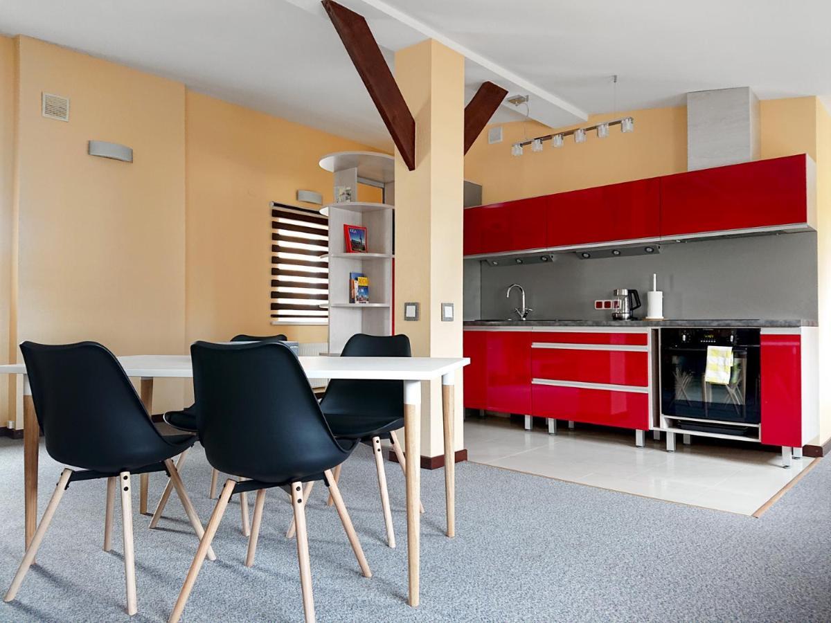 Riga City Center Quiet Apartment With Free Private Parking Dış mekan fotoğraf