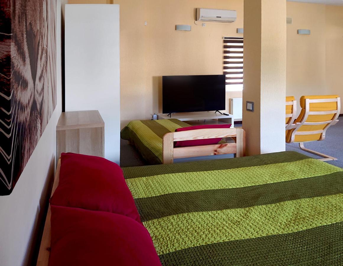 Riga City Center Quiet Apartment With Free Private Parking Dış mekan fotoğraf